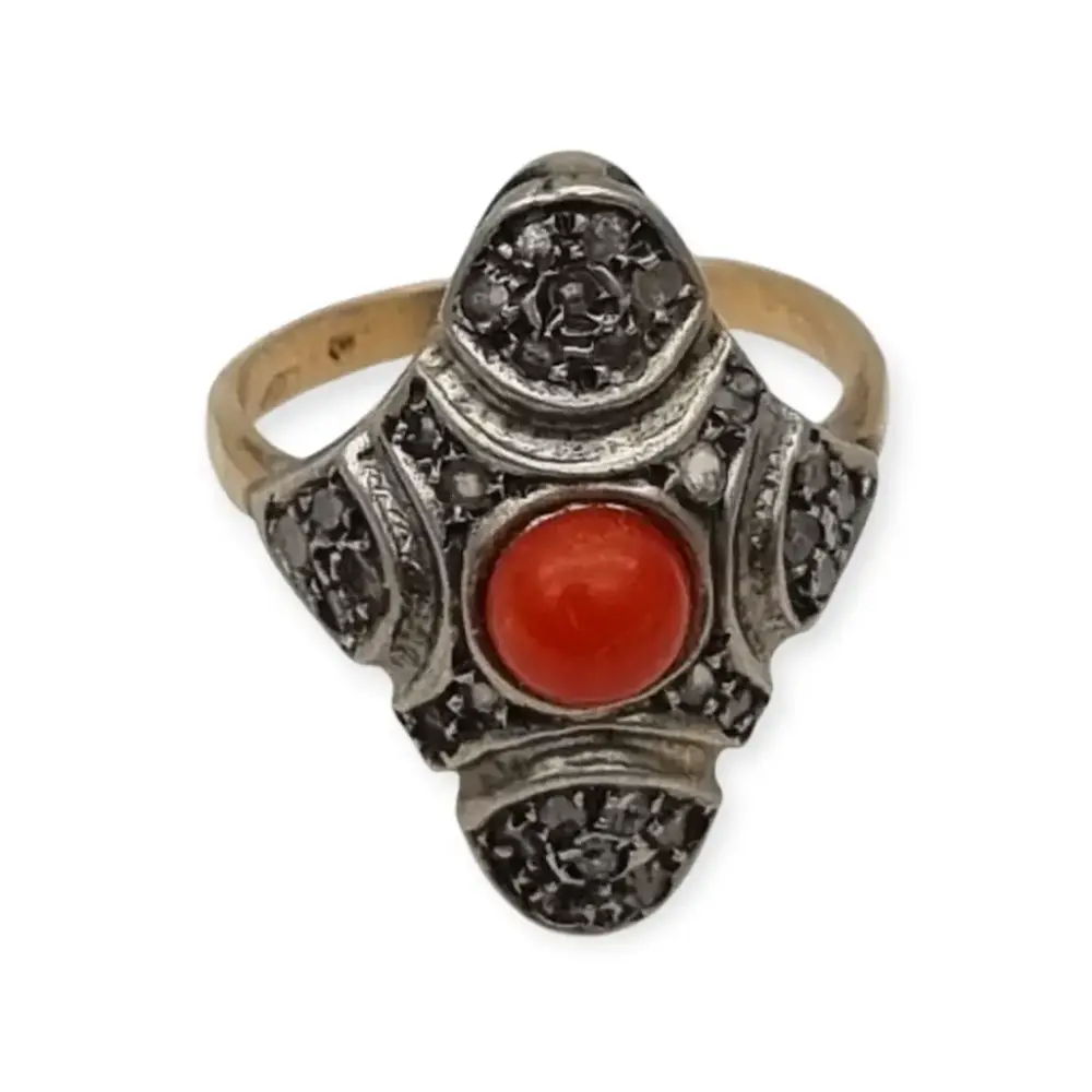 Anillo lanzadera art deco de melocotón rojo y diamantes en oro de 9k y plata.