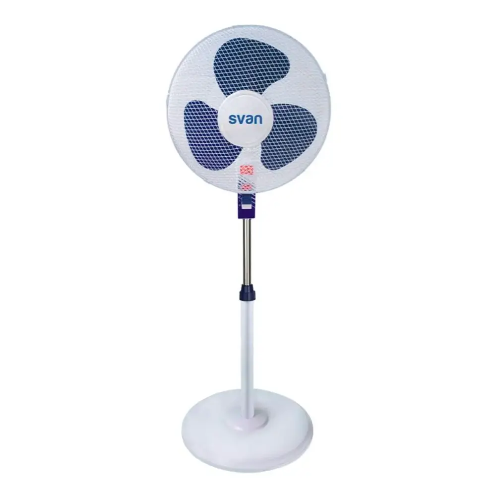 Ventilador de pie Svan SVP401600OBA 40W 3 aspas blanco