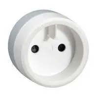 ADAPTATEUR EUROPEEN POUR PRISE US