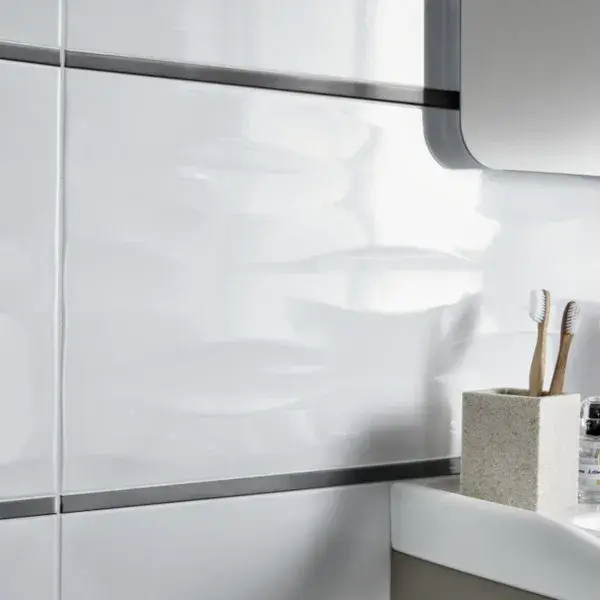 Revestimiento pasta roja Perouso Decor blanco 30x60 cm