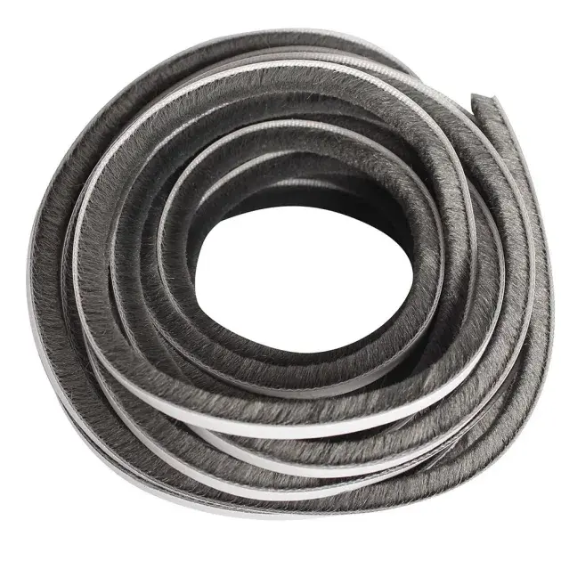 Burlete de flecos adhesivo gris 5 mm x 6 m Diall