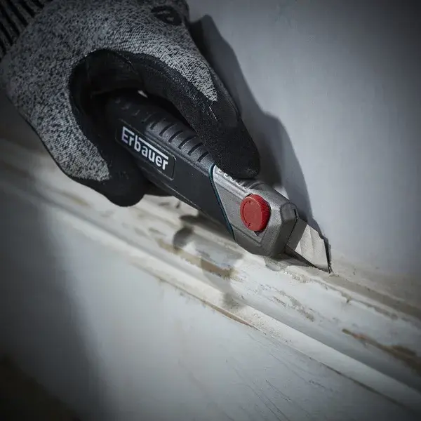 Cúter inoxidable 18 mm Erbauer