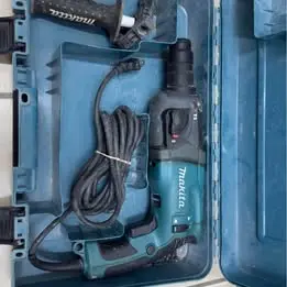 Rotomartillo Makita HR2460 – Usado