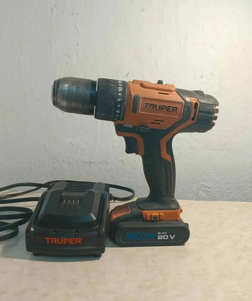 Taladro inalámbrico Truper roti-20a , usado con Temporizador Digital