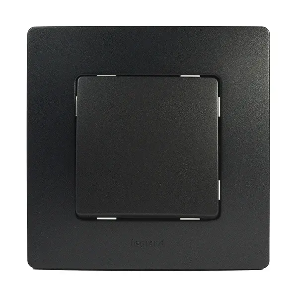 Pulsador negro monobloc niloe legrand