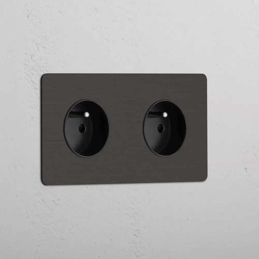 Regleta Sobremesa Kew Enchufe francés/belga tipo E x2 (marco doble) - Bronce | Negro