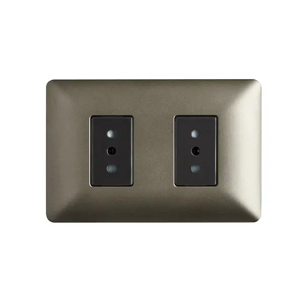 Enchufe Doble 10A 250V STANFORD Café | IP44 | Blanco