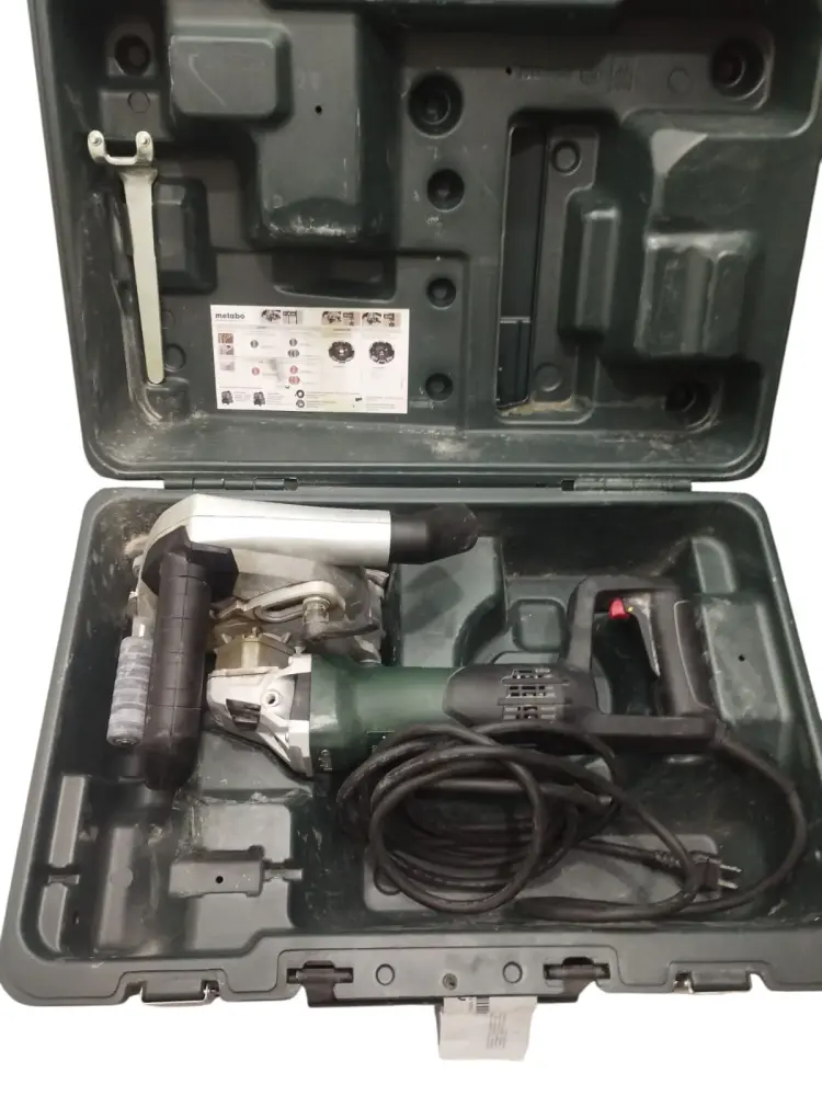 Ranuradora de Pared Metabo MFG40 con Certificación CE