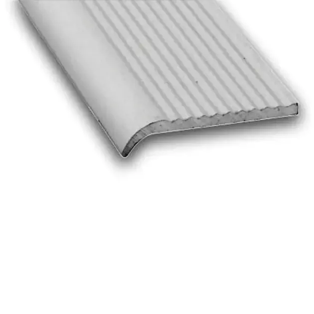 Borde de escalón 45 x 23 mm