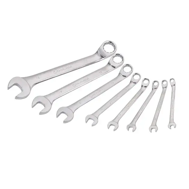 Uso juegos de llaves combinadas magnusson