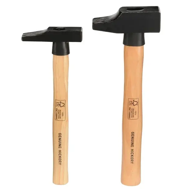 Uso juegos de martillos mecánicos