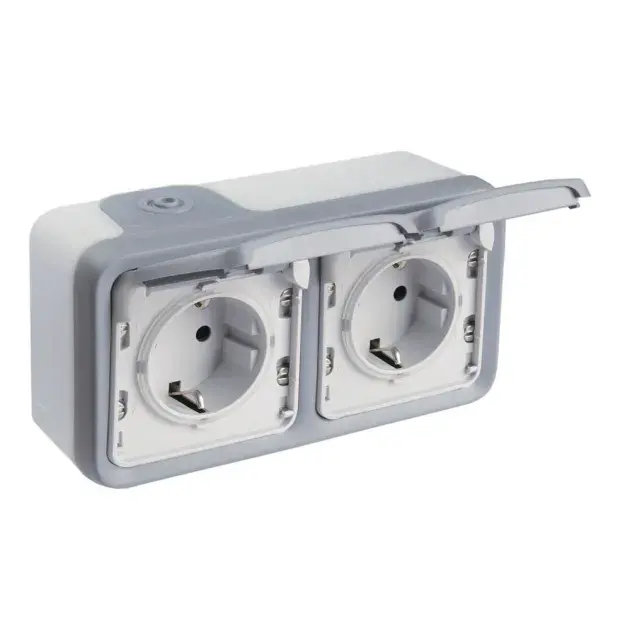Doble base de enchufe estanco plexo