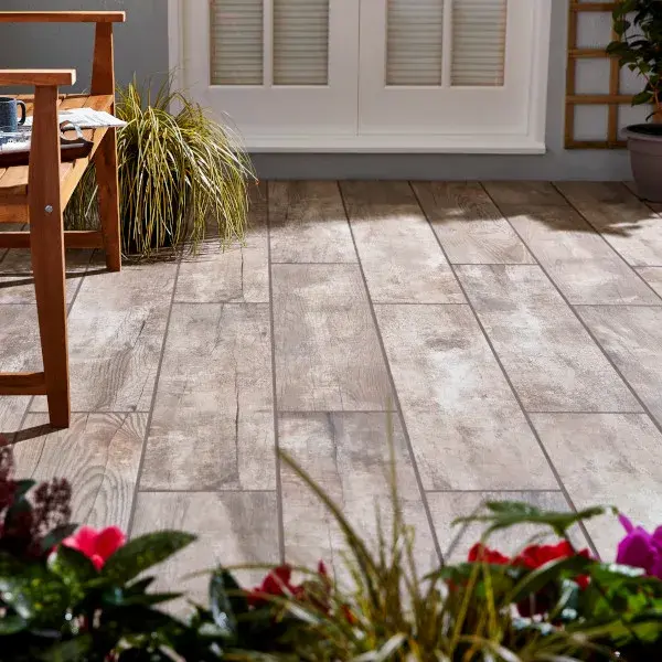 Pavimento porcelánico Broown marrón 22,5 x 119,5 cm goodhome