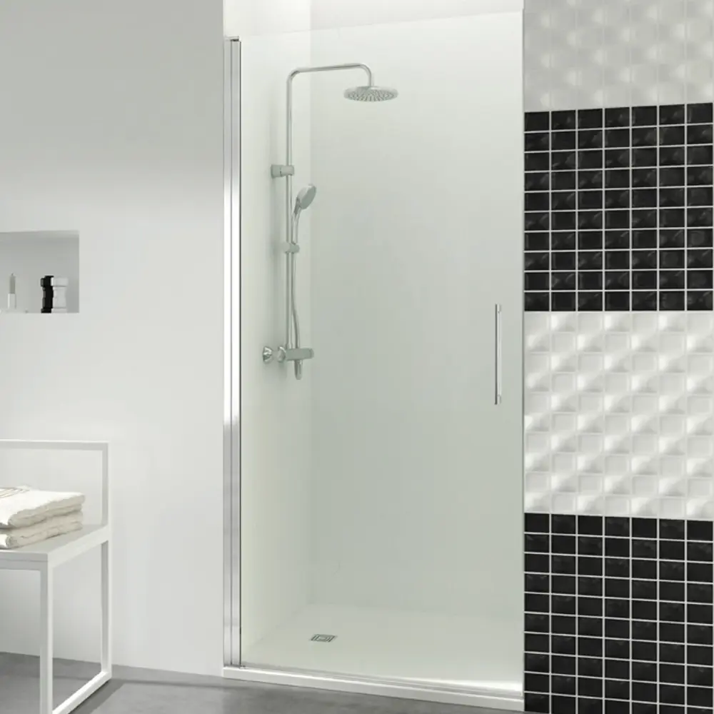 Porta doccia battente di GME modello Open da 75 cm con chiusura magnetica parete