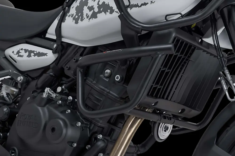 Protecciones laterales de motor Negro. Royal Enfield Himalayan 450 (23-). Impermeable IP65