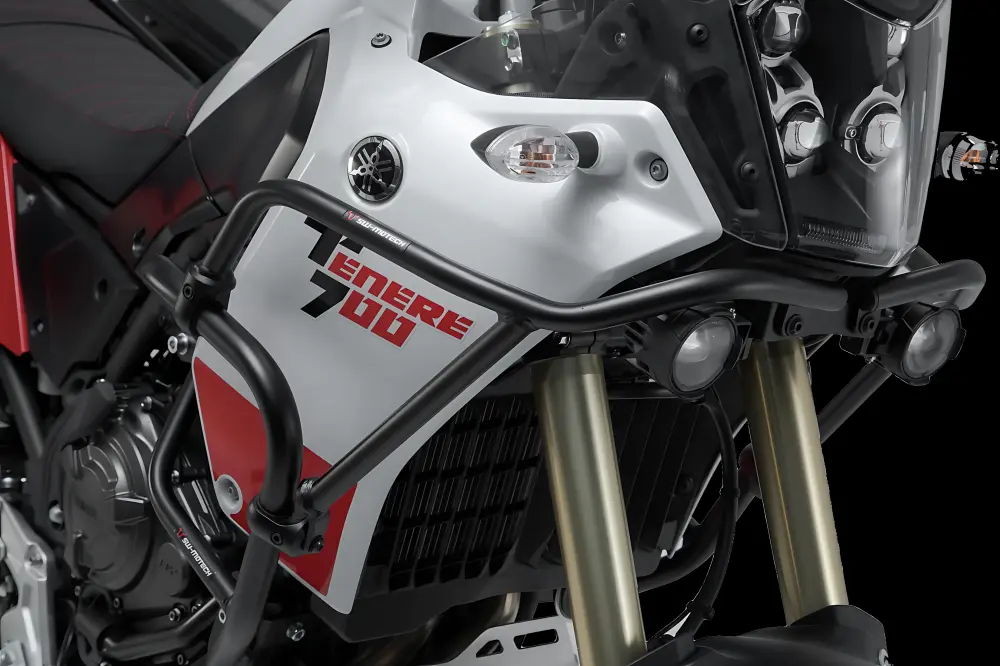 Protecciones superiores de motor Negro. Yamaha Teneré 700 (19-). para Puerta Principal