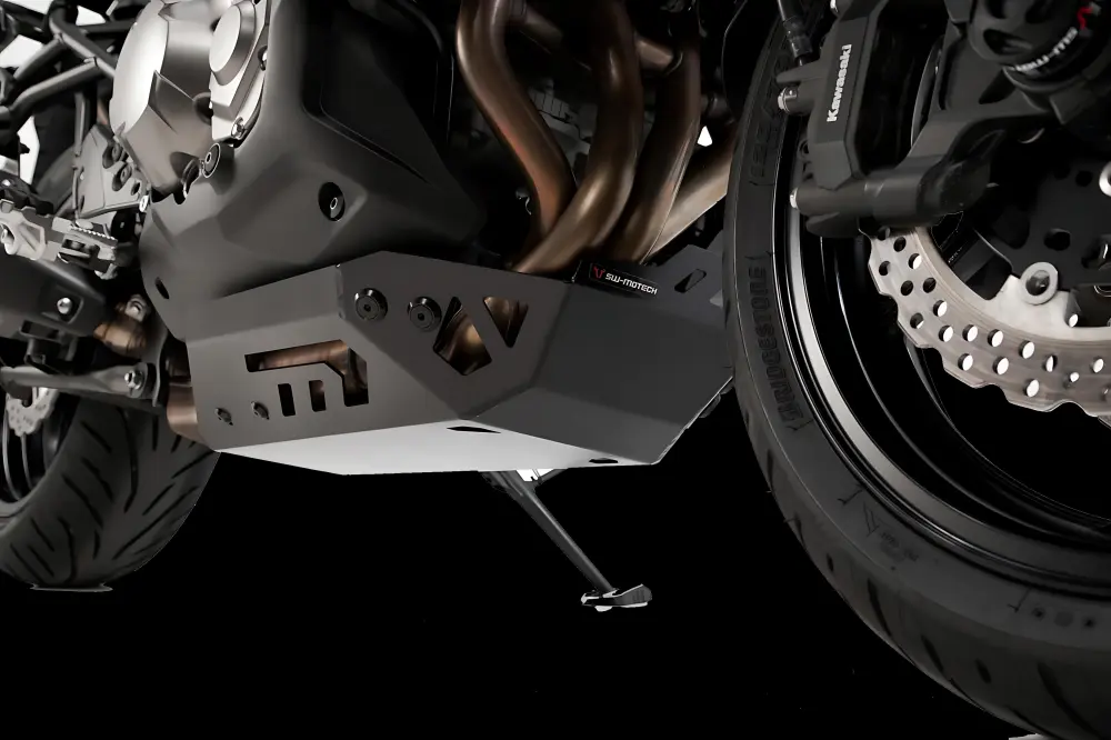 Protector de motor Negro. Kawasaki Versys 1000 (18-). Fácil Instalación