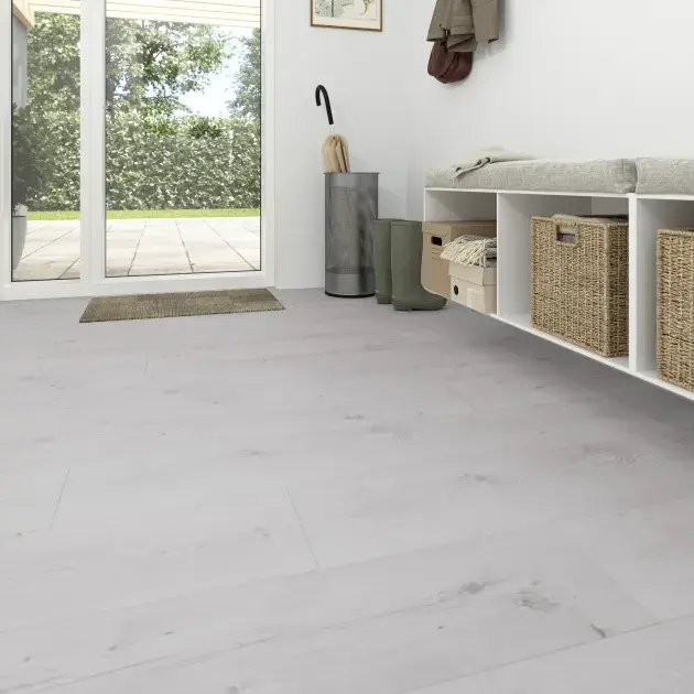Suelo laminado AC4 Beypore gris 138,3x24,4 cm Cooke & Lewis cooke_lewis