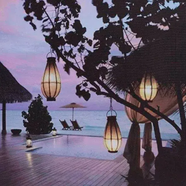 Lienzo Piscina faroles LED 40 x 50 cm (Funciona con USB)